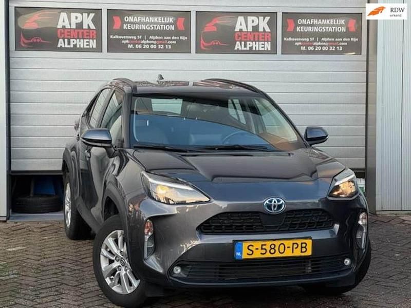 Grijs Occasion 2023 Toyota Yaris Cross Active SUV | € 23.450 (Goede deal) - Afbeelding 1/4