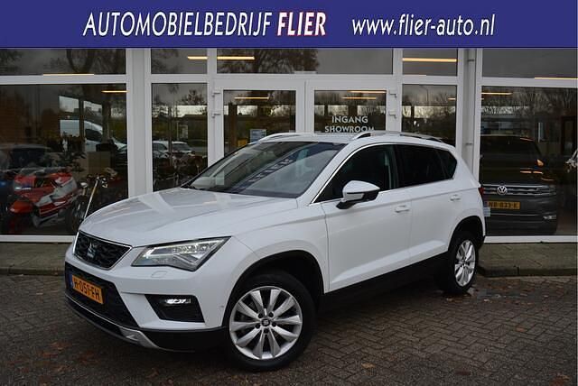 Wit (parellak) Gebruikt 2019 Seat Ateca Business SUV | € 21.950 (Super prijs) - Afbeelding 1/4