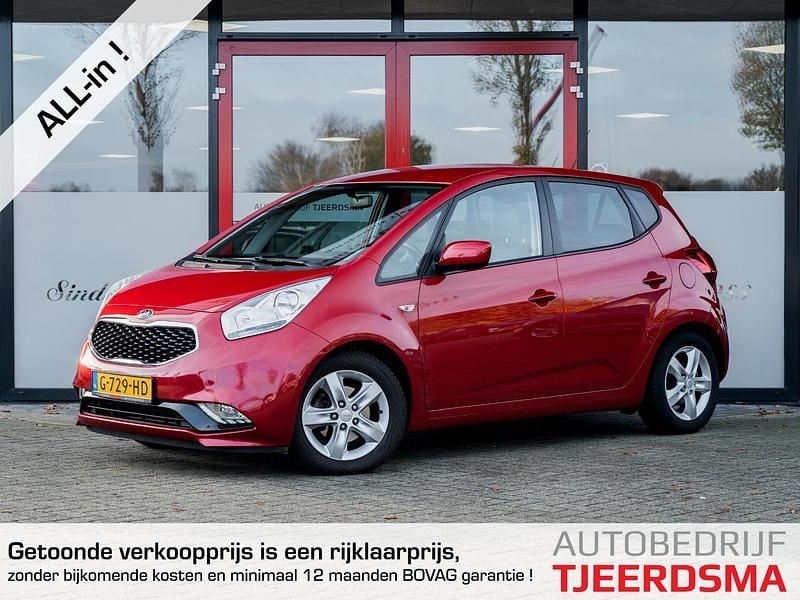 Rood Occasion 2018 Kia Venga Hatchback | € 15.950 (Eerlijke prijs) - Afbeelding 1/4