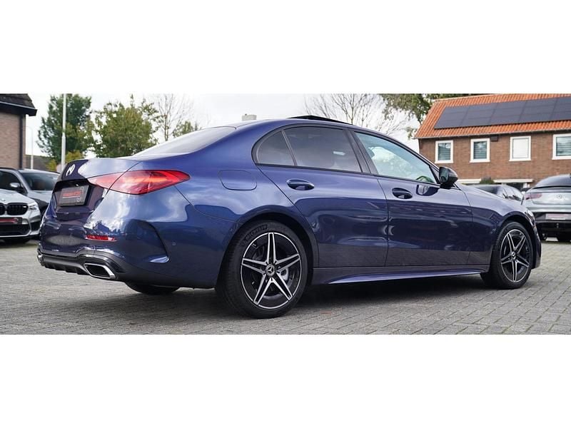 Occasion Mercedes C300 AMG line Plus 204 PK (150 kW) 2025 Blauw Sedan