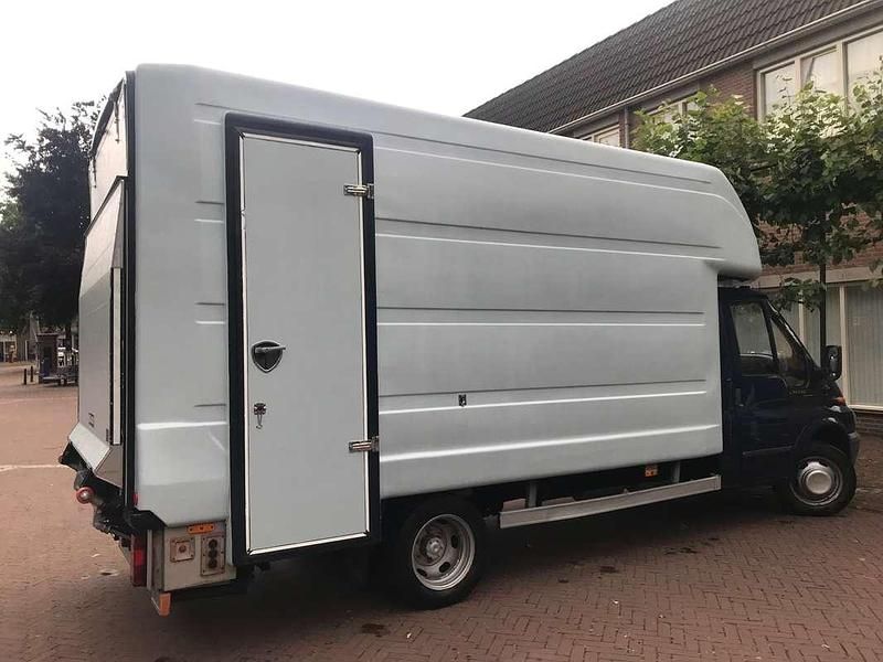 Occasion Ford Transit 125 PK (91 kW) 2002 Blauw Sedan