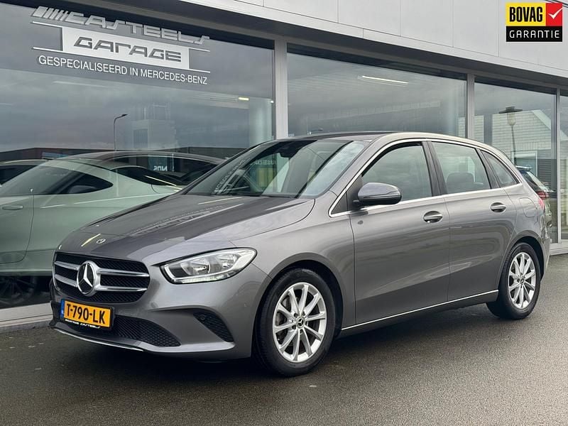 Occasion Mercedes B180 Progressive 2024 Grijs MPV
