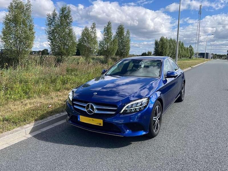 Blauw Gebruikt 2020 Mercedes C180 Avantgarde Sedan | € 27.000 - Afbeelding 1/4