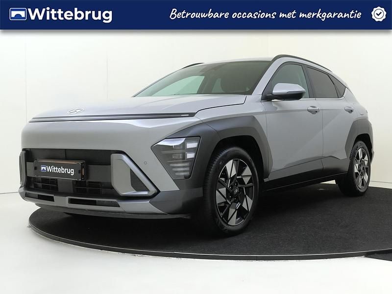 Grijs Gebruikt 2025 Hyundai Kona Comfort SUV | € 30.725 (Eerlijke prijs) - Afbeelding 1/3