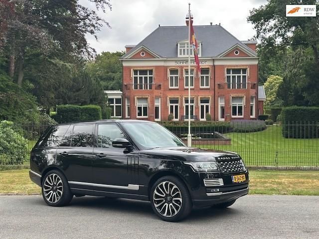 Zwart Gebruikt 2018 Land Rover Range Rover HSE Luxury SUV | € 48.650 - Afbeelding 1/4