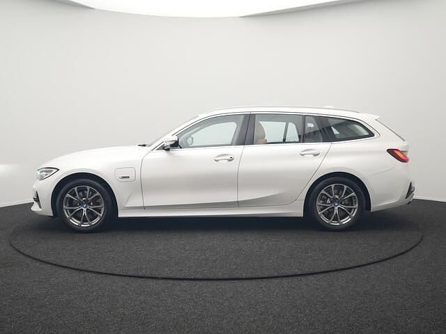 Occasion BMW 320 Sport Line 204 PK (150 kW) 2022 Wit Stationwagen