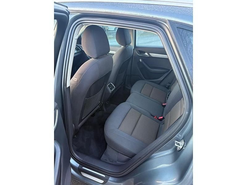 Grijs Gebruikt 2012 Audi Q3 Proline SUV | € 11.950 (Super prijs) - Afbeelding 1/4