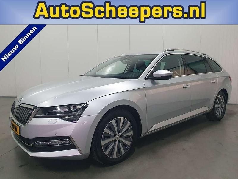 Grijs Gebruikt 2021 Skoda Superb Business Line Stationwagen | € 23.495 (Super prijs) - Afbeelding 1/4