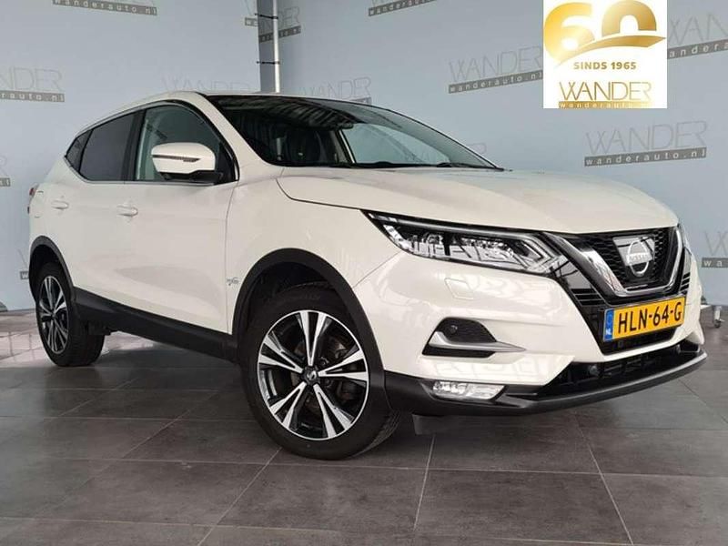 Wit Gebruikt 2018 Nissan Qashqai N-Connecta SUV | € 18.880 (Iets duurder) - Afbeelding 1/4