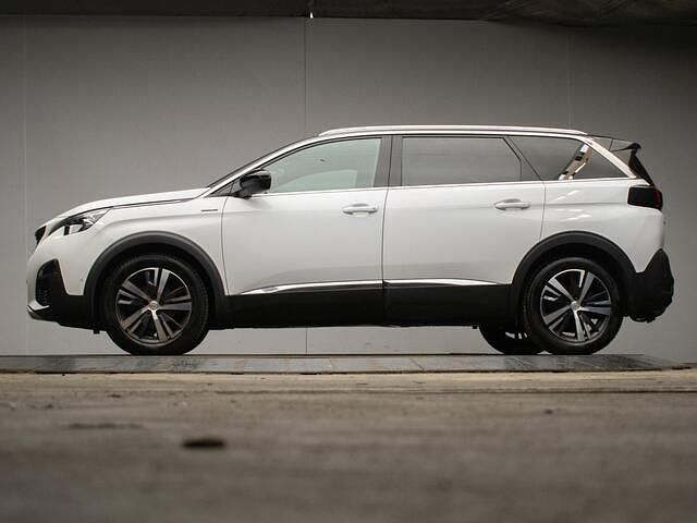 Wit Gebruikt 2020 Peugeot 5008 GT-line MPV | € 26.945 (Eerlijke prijs) - Afbeelding 1/4