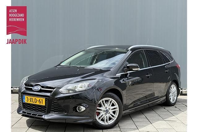 Zwart Gebruikt 2014 Ford Focus Titanium Stationwagen | € 8.799 (Duur) - Afbeelding 1/4