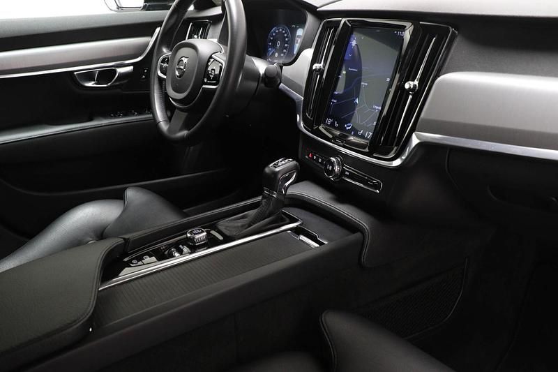 Occasion Volvo S90 Momentum 2018 Zwart Sedan
