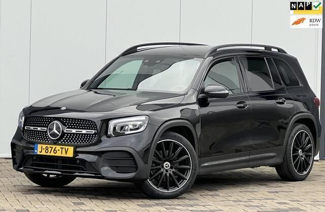 Zwart Gebruikt 2020 Mercedes GLB200 Business SUV | € 34.900 (Iets duurder) - Afbeelding 1/4