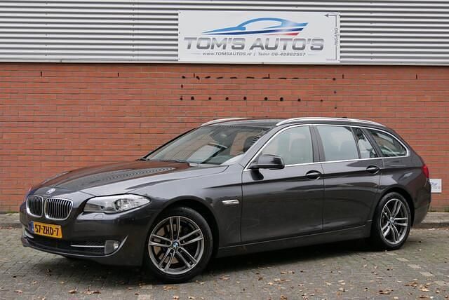Grijs Gebruikt 2012 BMW 530 Stationwagen | € 10.450 (Super prijs) - Afbeelding 1/4