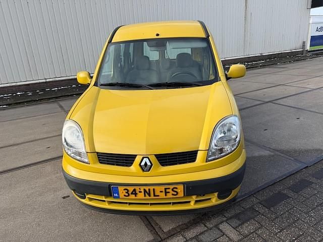 Occasion Renault Kangoo 59 PK (43 kW) 2003 Geel MPV