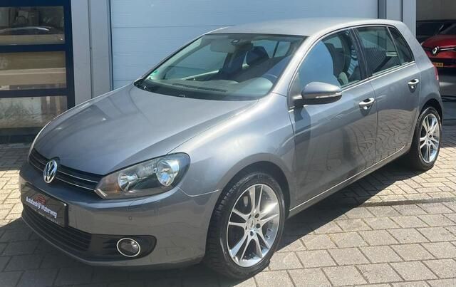 Grijs Gebruikt 2009 VW Golf VI Comfortline Hatchback | € 6.550 (Eerlijke prijs) - Afbeelding 1/4