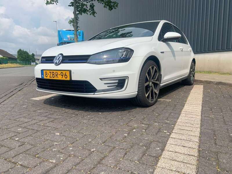 Wit Gebruikt 2014 VW Golf VII GTE Hatchback | € 13.250 (Eerlijke prijs) - Afbeelding 1/4