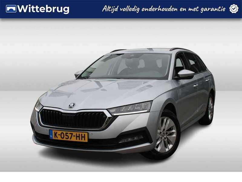 Grijs, metallic lak Gebruikt 2020 Skoda Octavia Business Line Stationwagen | € 21.450 (Eerlijke prijs) - Afbeelding 1/2