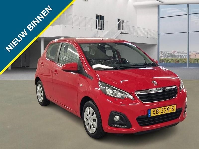 Rood Gebruikt 2018 Peugeot 108 Active Hatchback | € 8.450 (Eerlijke prijs) - Afbeelding 1/4