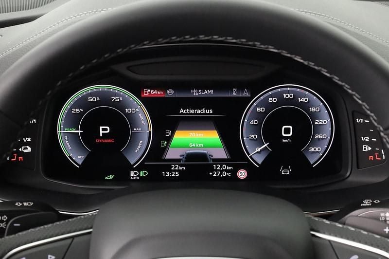 Nieuw Audi e-tron Proline 394 PK (289 kW) 2025 Blauw SUV