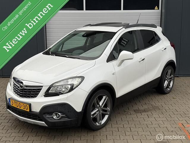 Wit Gebruikt 2014 Opel Mokka Cosmo SUV | € 8.900 (Eerlijke prijs) - Afbeelding 1/4