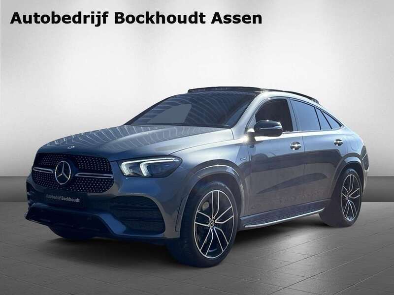 Grijs Gebruikt 2021 Mercedes GLE350e Premium Plus Coupé | € 78.940 (Goede deal) - Afbeelding 1/4