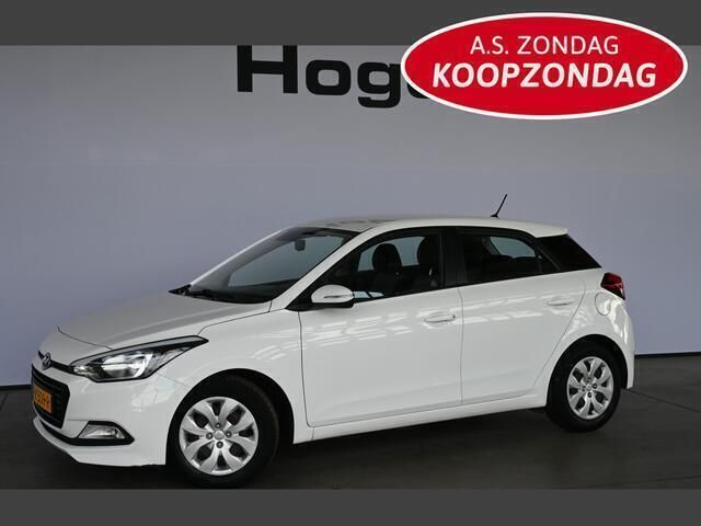 Wit Gebruikt 2017 Hyundai i20 Hatchback | € 10.940 (Eerlijke prijs) - Afbeelding 1/4