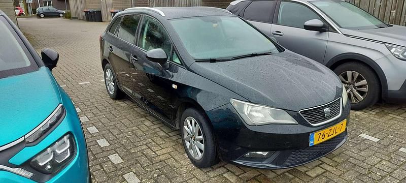Zwart Gebruikt 2012 Seat Ibiza ST Style Stationwagen | € 1.300 (Super prijs) - Afbeelding 1/4