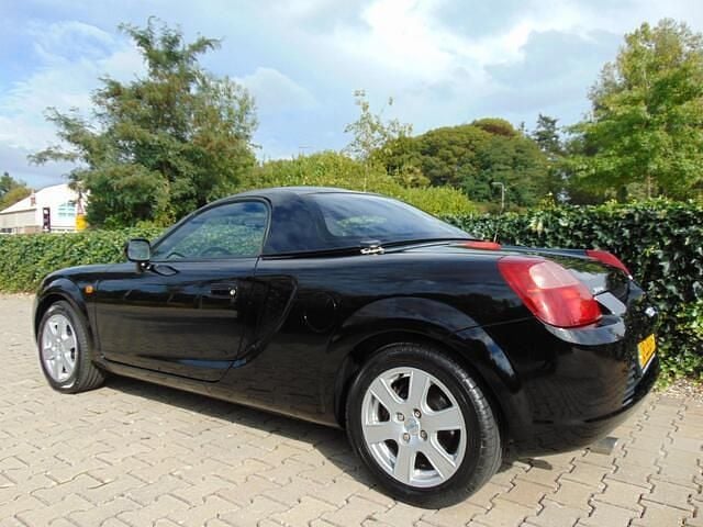 Occasion Toyota MR2 140 PK (102 kW) 2001 Zwart Cabriolet