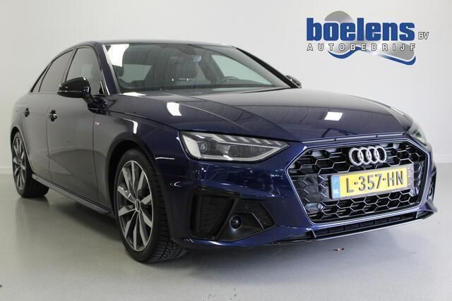 Blauw, metallic lak Gebruikt 2021 Audi A4 Competition Sedan | € 26.987 (Eerlijke prijs) - Afbeelding 1/4