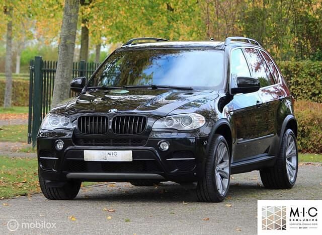 Zwart Occasion 2013 BMW X5 Executive SUV | € 26.950 - Afbeelding 1/4