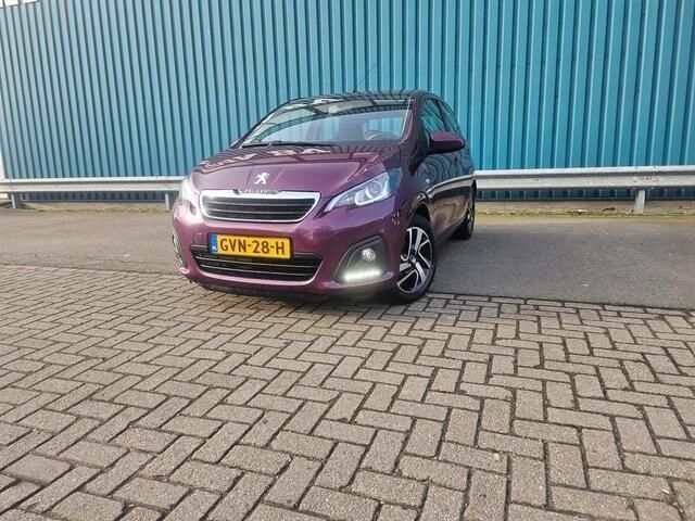 Paars Gebruikt 2017 Peugeot 108 Hatchback | € 9.595 (Goede deal) - Afbeelding 1/4