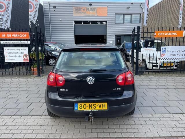 Occasion VW Golf IV Comfortline 116 PK (85 kW) 2004 Zwart, metallic lak Hatchback