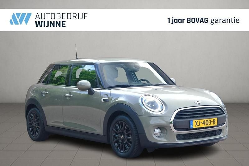 Grijs Gebruikt 2019 Mini ONE Pepper Hatchback | € 15.950 (Eerlijke prijs) - Afbeelding 1/4