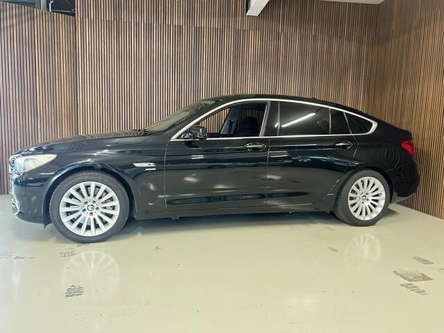 Occasion BMW 550 Executive 407 PK (299 kW) 2012 Zwart Hatchback