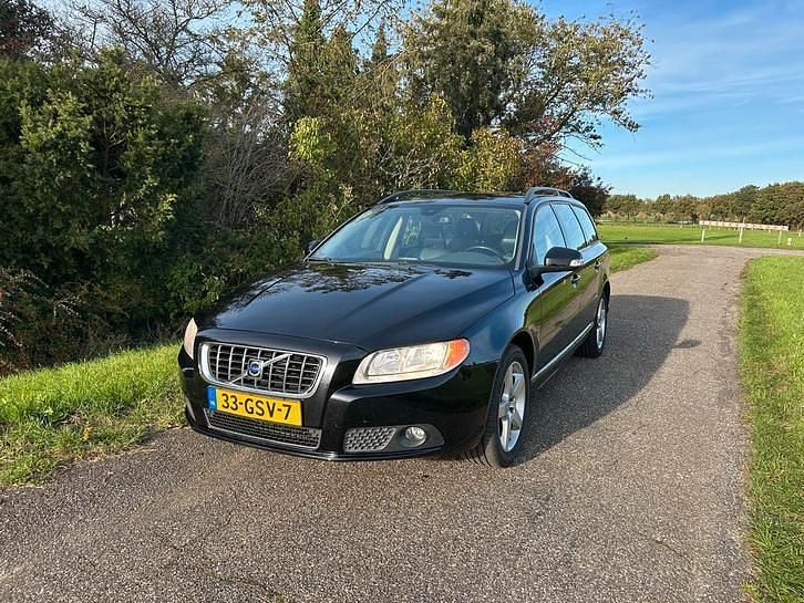 Gebruikt 2008 Volvo V70 Momentum Stationwagen | € 6.950 (Iets duurder) - Afbeelding 1/4