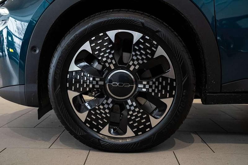 Occasion Fiat 600 La Prima 101 PK (74 kW) 2024 Blauw SUV