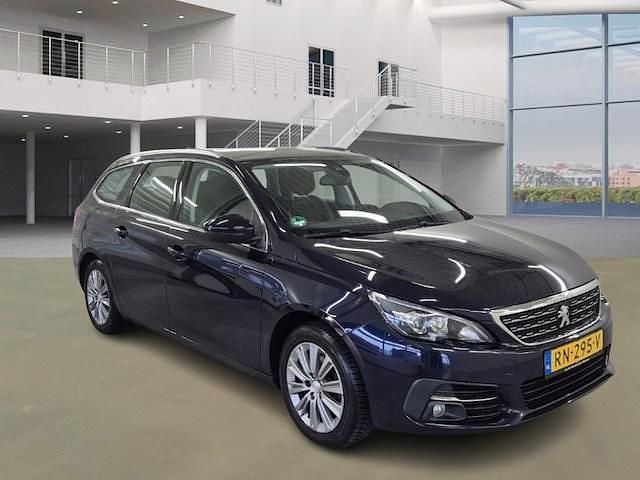 Occasion Peugeot 308 SW Allure 110 PK (80 kW) 2018 Blauw Stationwagen