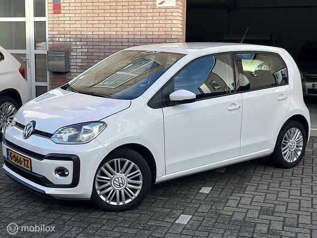 Wit Gebruikt 2018 VW up! high up! Hatchback | € 6.750 (Goede deal) - Afbeelding 1/4