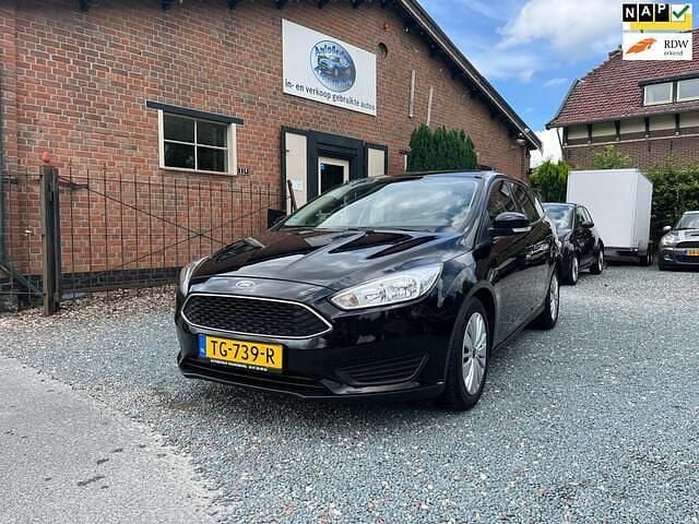 Zwart Gebruikt 2017 Ford Focus Stationwagen | € 5.950 (Super prijs) - Afbeelding 1/4