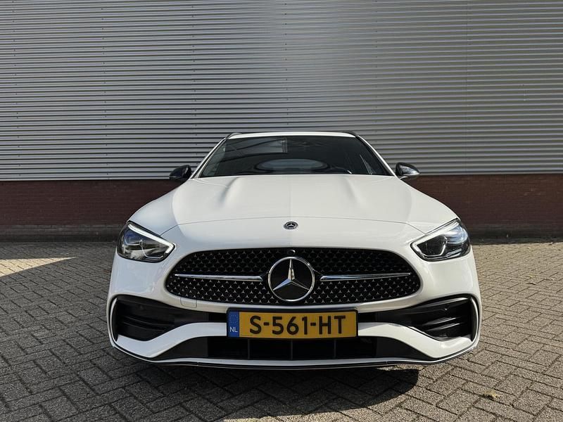 Occasion Mercedes C200 AMG line 204 PK (150 kW) 2021 Wit Stationwagen