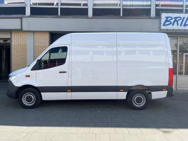 Wit Gebruikt 2022 Mercedes Sprinter Van | € 32.500 (Eerlijke prijs) - Afbeelding 1/4