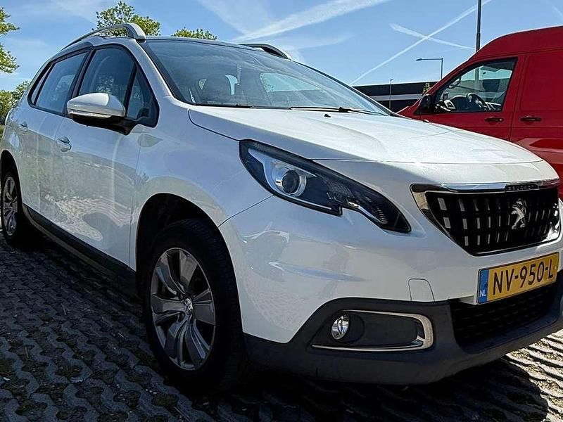 Wit Gebruikt 2017 Peugeot 2008 SUV | € 9.850 (Eerlijke prijs) - Afbeelding 1/4