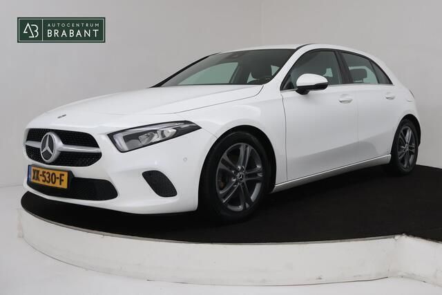 Wit Gebruikt 2019 Mercedes A160 Advantage Hatchback | € 17.945 (Eerlijke prijs) - Afbeelding 1/4