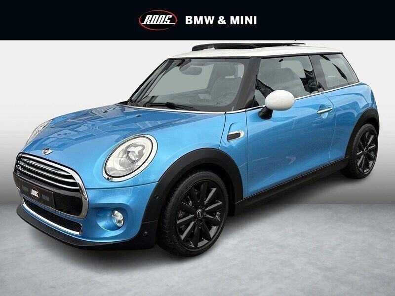 Blauw Gebruikt 2017 Mini Cooper Business Hatchback | € 16.950 (Eerlijke prijs) - Afbeelding 1/4