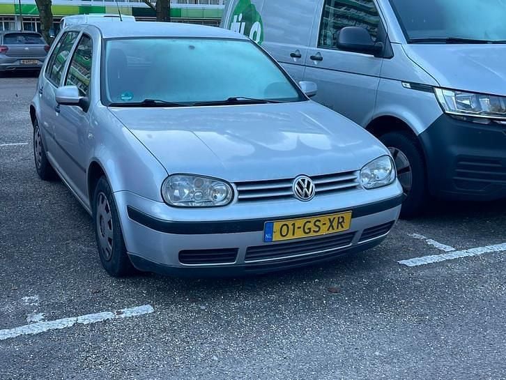 Gebruikt 2001 VW Golf IV | € 1.500 (Eerlijke prijs) - Afbeelding 1/4