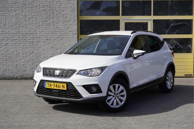 Wit Gebruikt 2018 Seat Arona Business SUV | € 10.450 (Eerlijke prijs) - Afbeelding 1/4