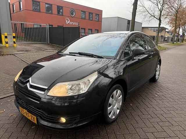 Zwart Gebruikt 2005 Citroën C4 VTR Sport Coupé | € 1.249 (Eerlijke prijs) - Afbeelding 1/4