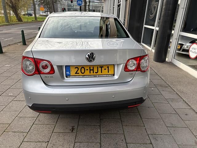 Occasion VW Jetta Comfortline 122 PK (89 kW) 2009 Grijs Sedan