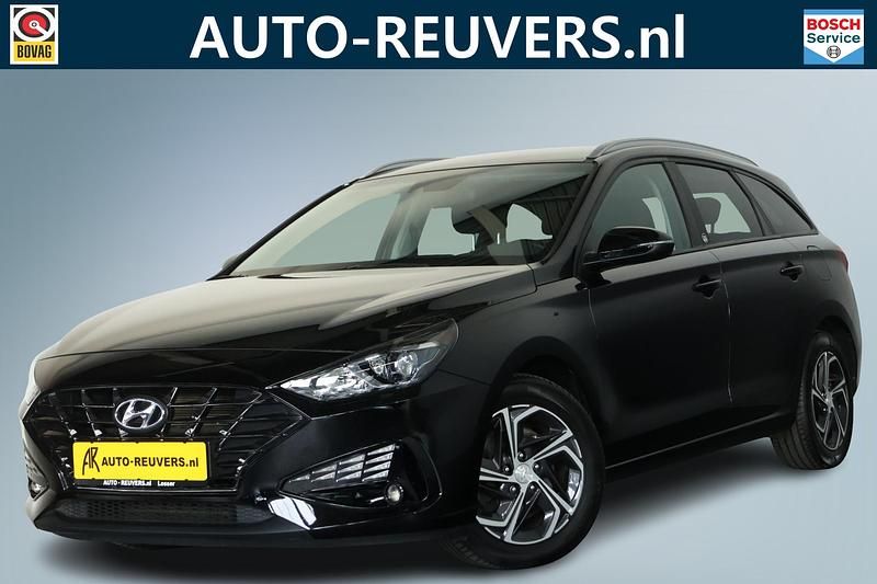 Zwart Occasion 2021 Hyundai i30 Edition 30 Stationwagen | € 19.500 (Eerlijke prijs) - Afbeelding 1/4